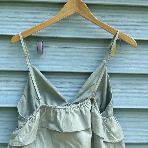 Ruffle Tank - Picture 4 of 4